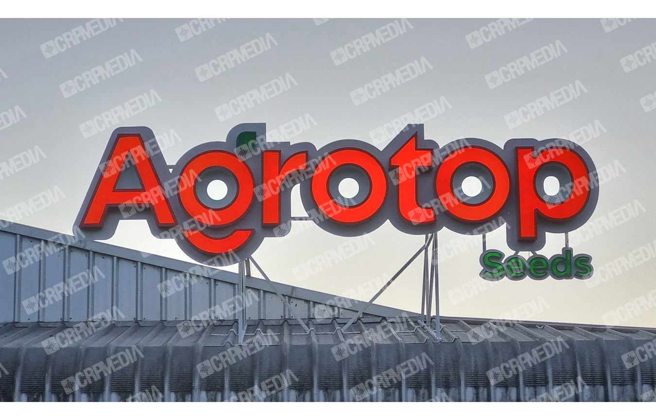 logo volumetrico Agrotop